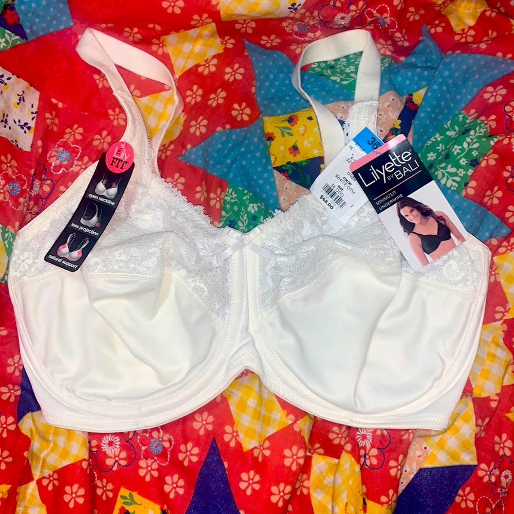 Lilyette by Bali 36DDD Bra